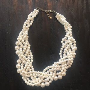 BaubleBar pearl chunky statement necklace